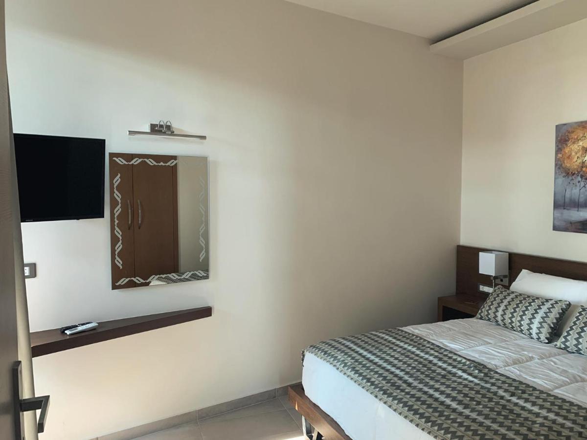 King Crimson Luxury Apartments Marathokefala Экстерьер фото