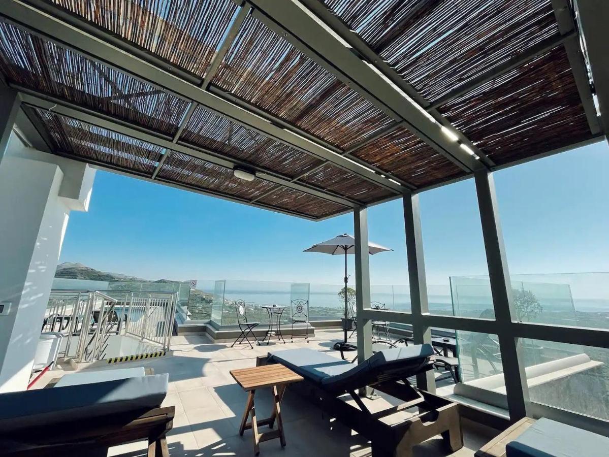 King Crimson Luxury Apartments Marathokefala Экстерьер фото